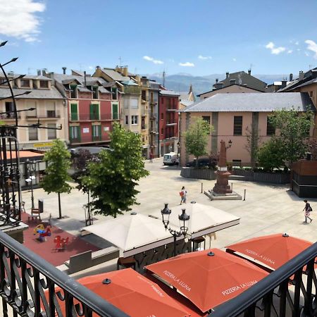 Edifici Herois Puigcerdà Екстериор снимка