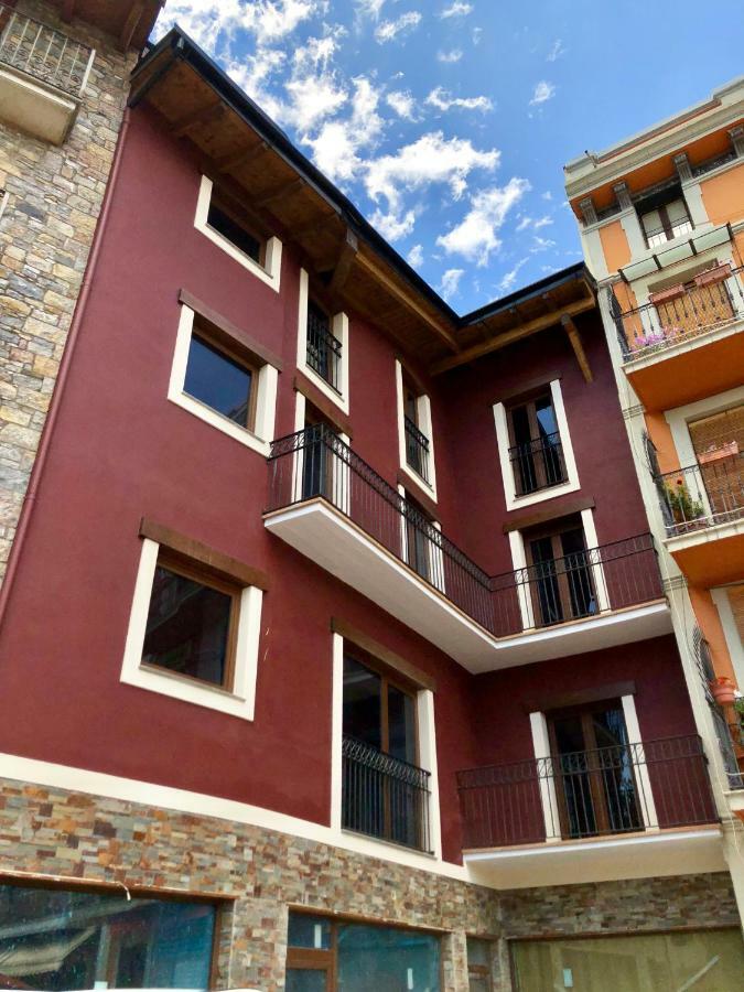 Edifici Herois Puigcerdà Екстериор снимка